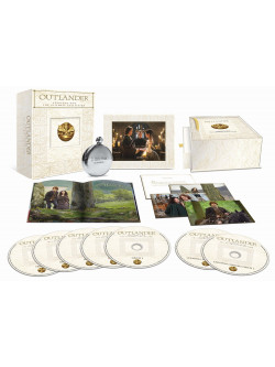 Outlander - Stagione 01 (Ultimate Edition) (5 Blu-Ray+Dvd+Cd+Libro+Fiaschetta)