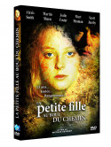Petite Fille Au Bout Du Chemin (La) [Edizione: Francia]