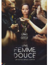Une Femme Douce (VOSTF) [Edizione: Francia]